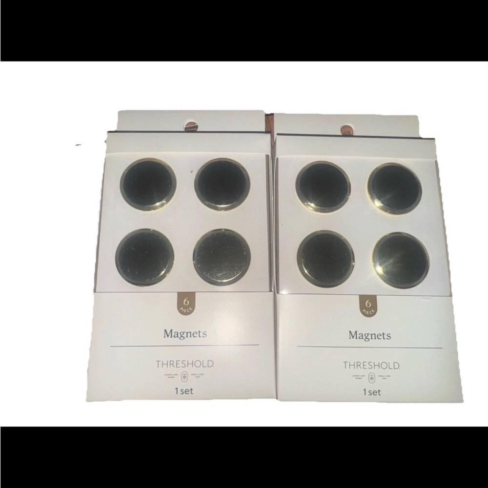 NEW~~2 Pack Threshold Round Metal Soft Gold Magnets 6 Piece